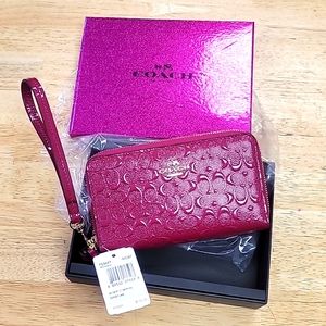 NWT & Box GIFT 🎁 Coach Wallet Cranberry 6.5x4 Two Zip Around Giftable
